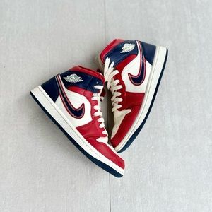 Air Jordan 1 Mid USA